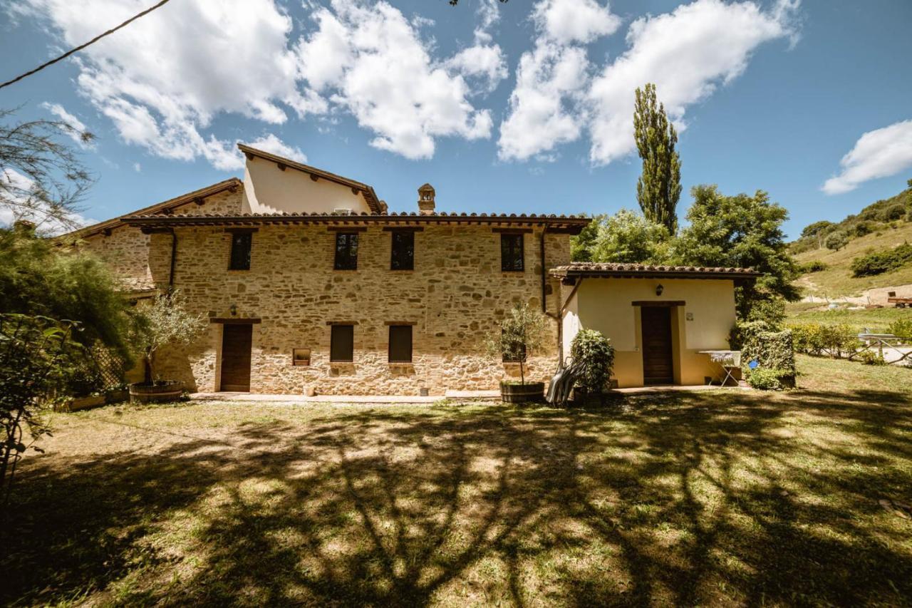 Agriturismo Le Radici Umbertide Exterior photo